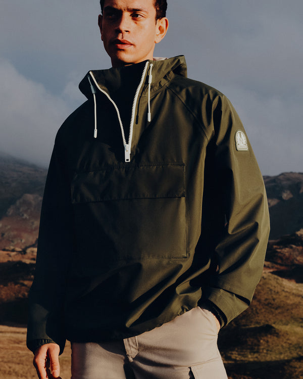 Men's 3L Mountain Shell Eiger Smock in Faded Olive | Belstaff US